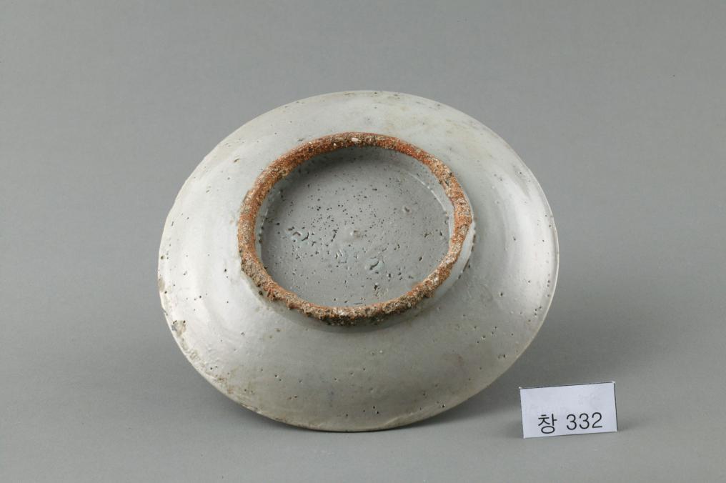 백자 청화 수자무늬 접시