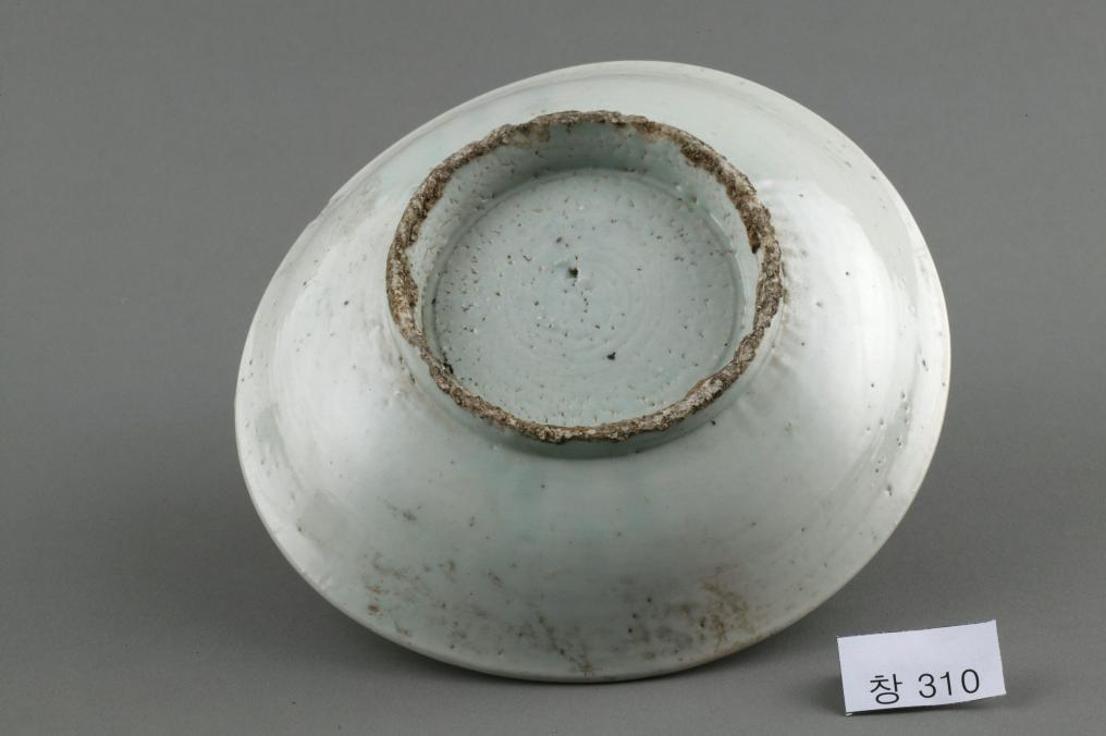 백자 청화 수자무늬 접시