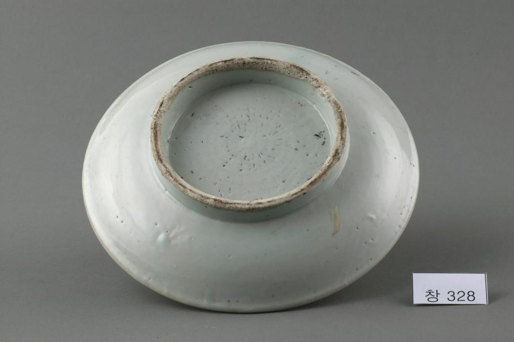 백자 청화 수자무늬 접시