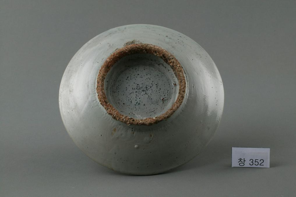 백자 청화 수자무늬 접시