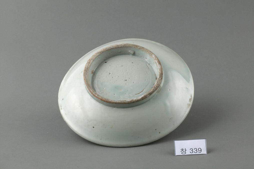 백자 청화 수자무늬 접시