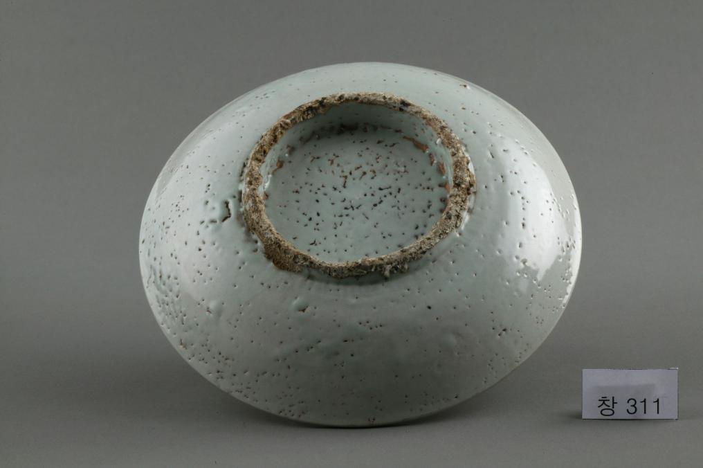 백자 청화 수자무늬 접시