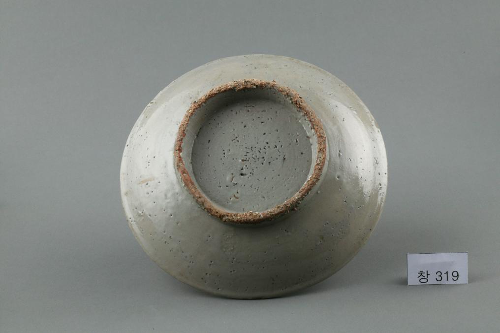 백자 청화 수자무늬 접시