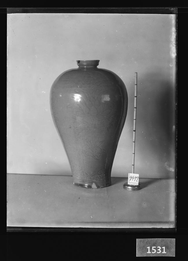 청자음각연화절지문매병 유리건판