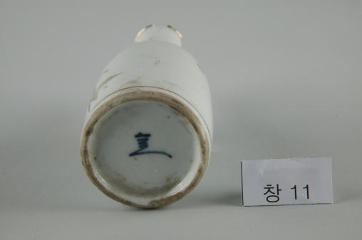 백자 채화 꽃ㆍ새무늬 병