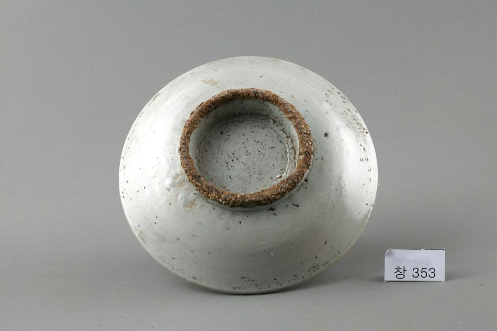 백자 청화 수자무늬 접시