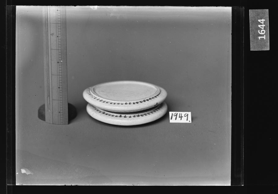 백자베갯모 유리건판