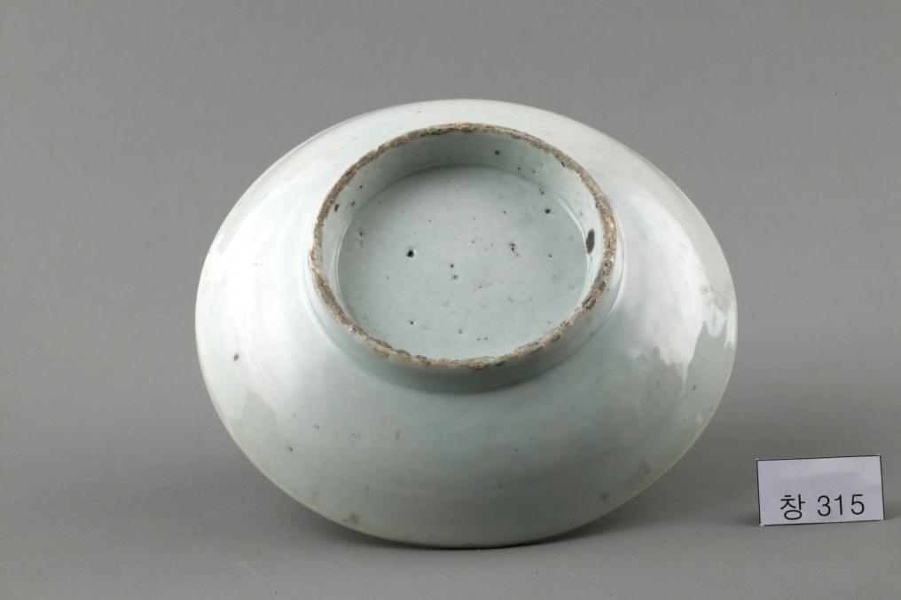 백자 청화 수자무늬 접시