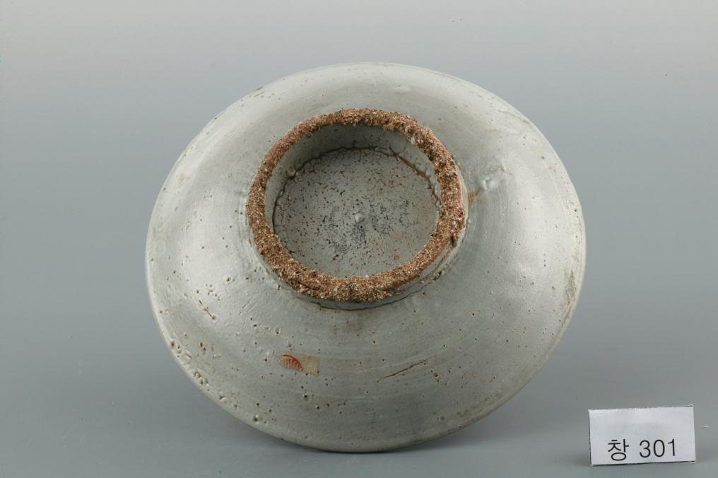 백자 청화 수자무늬 접시