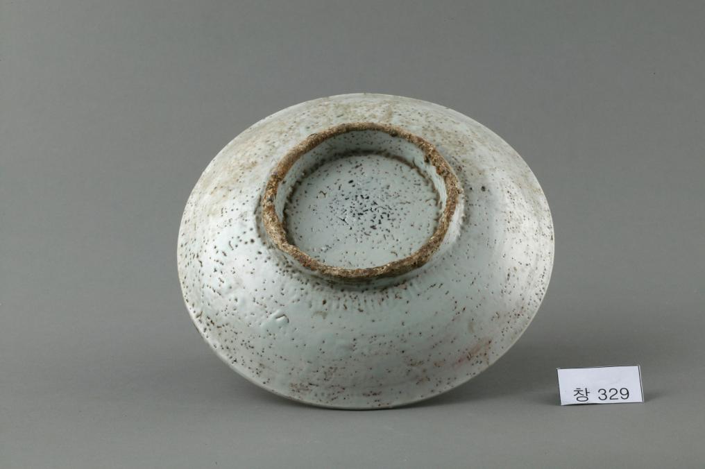 백자 청화 수자무늬 접시